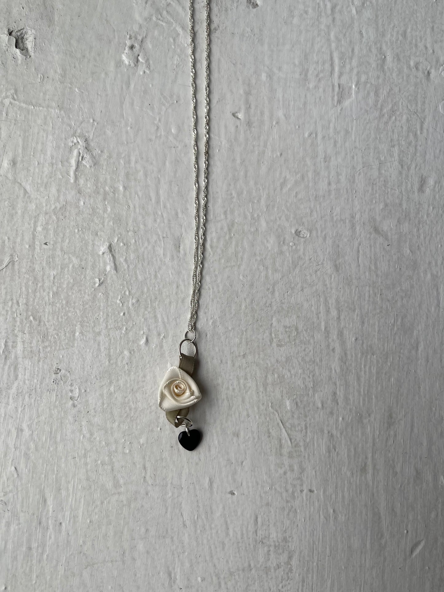 Mini heart chain