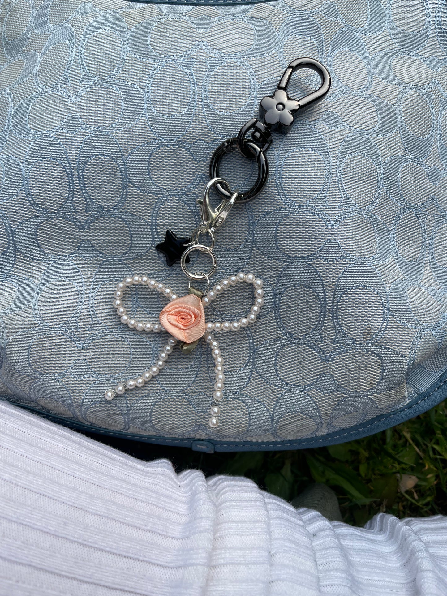 Rosette Bow Key Chain