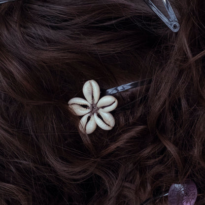 Shell Hair Clip
