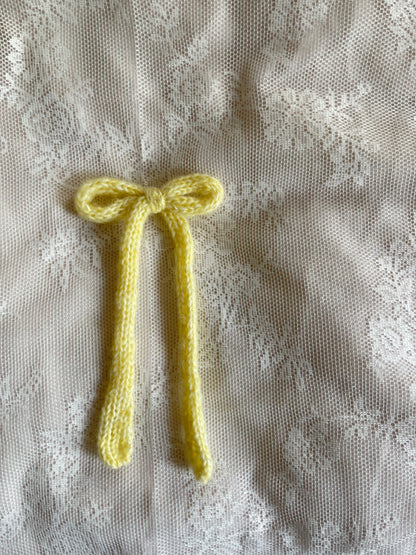 Single Mohair Bow
