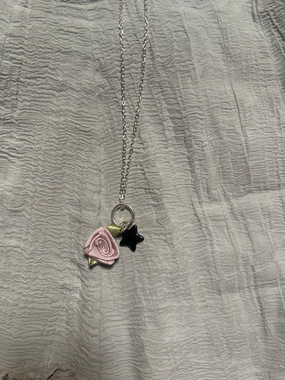 Cara star necklace