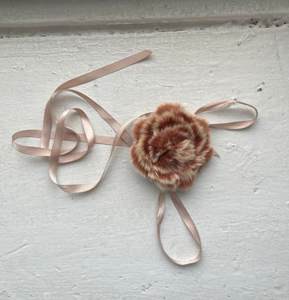 Mink Flower neck tie ꕤ